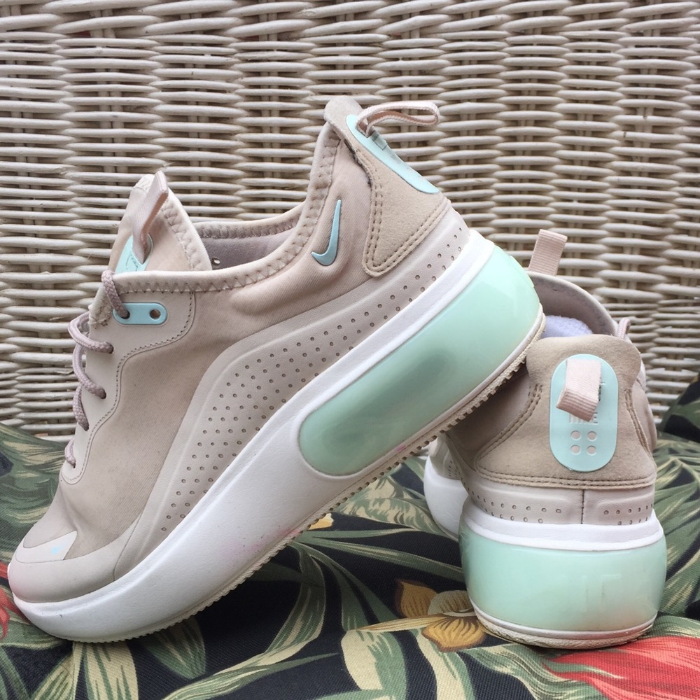Nike air max Dia size 8